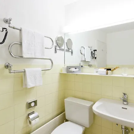 Szálloda The Excelsior 4*