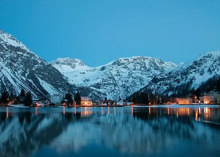 The Excelsior فندق أروسا