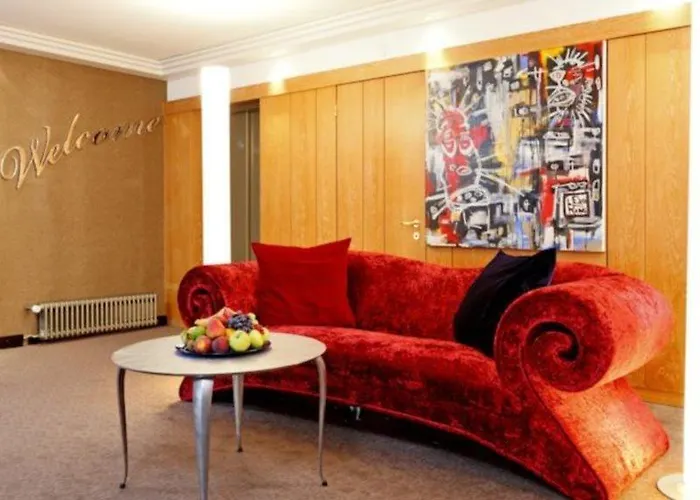 The Excelsior أروسا