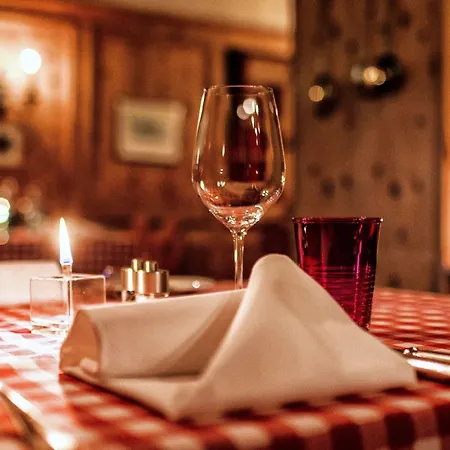 מלון The Excelsior 4*