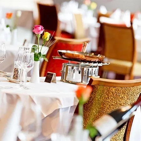 The Excelsior מלון 4*